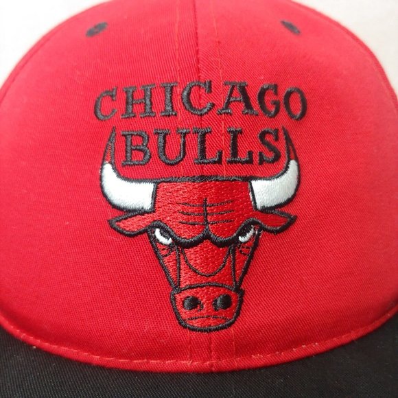 Vintage Chicago Bulls Sports Specialties Cap Youth NBA Red Black Embroidered - Picture 2 of 12